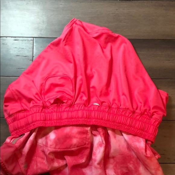 Lululemon Hotty hot short - Picture 5 of 16